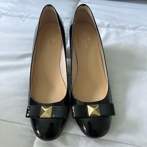 Kate Spade Black Patent Leather Dress heels with  bow and gold metal accent